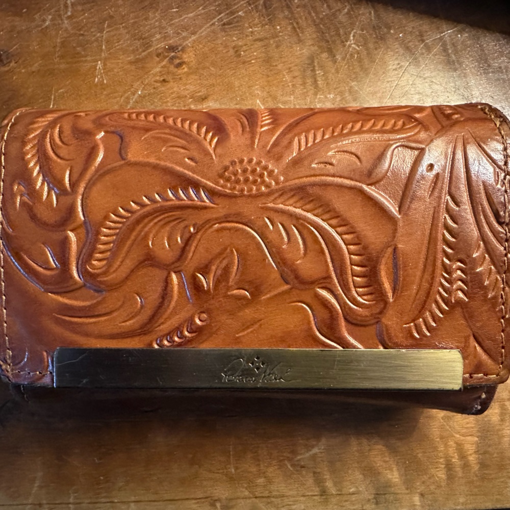 Patricia Nash wallet